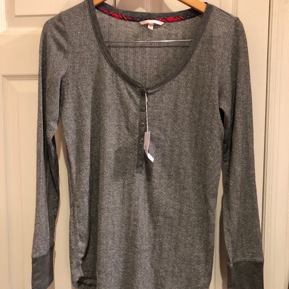 Victora secret half button down lounge top